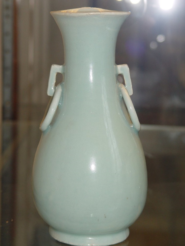 大英博物馆 宋 龙泉青瓷双耳瓶 vase