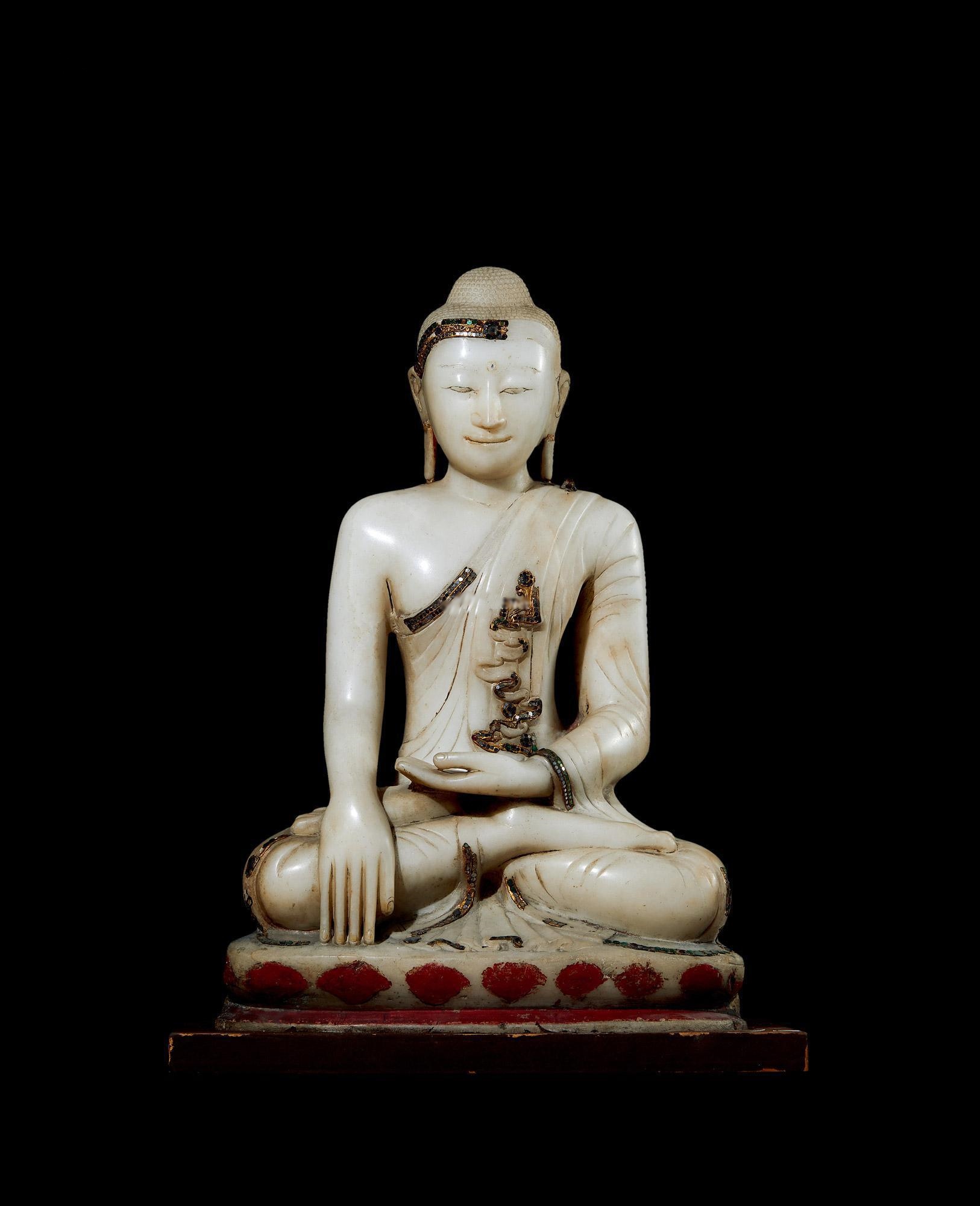  0238 18世纪 汉白玉释迦摩尼佛像（尼泊尔风格）
