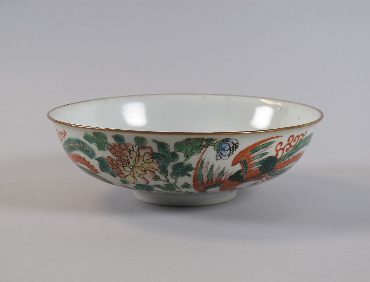纽约大都会博物馆 清 粉彩 花卉纹 碗  Bowl, Porcelain painted in overglaze polychrome enamels