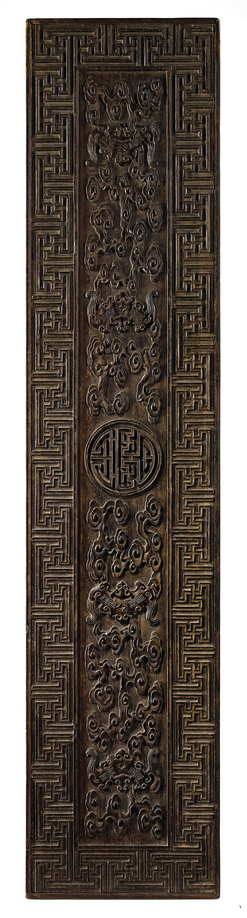 拍品60 清十九世紀 紫檀洪福齊天紋大畫盒