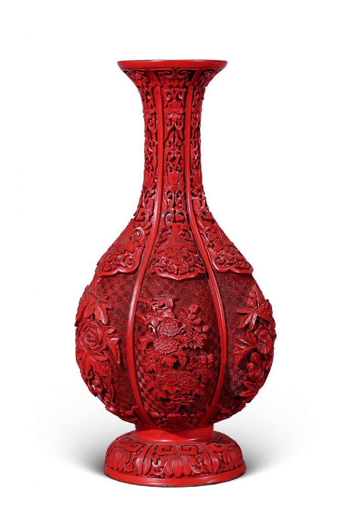 瓷器 玉器 工艺品 拍卖信息 Lot 1283 民国 铜胎剔红花绘莲瓣瓶