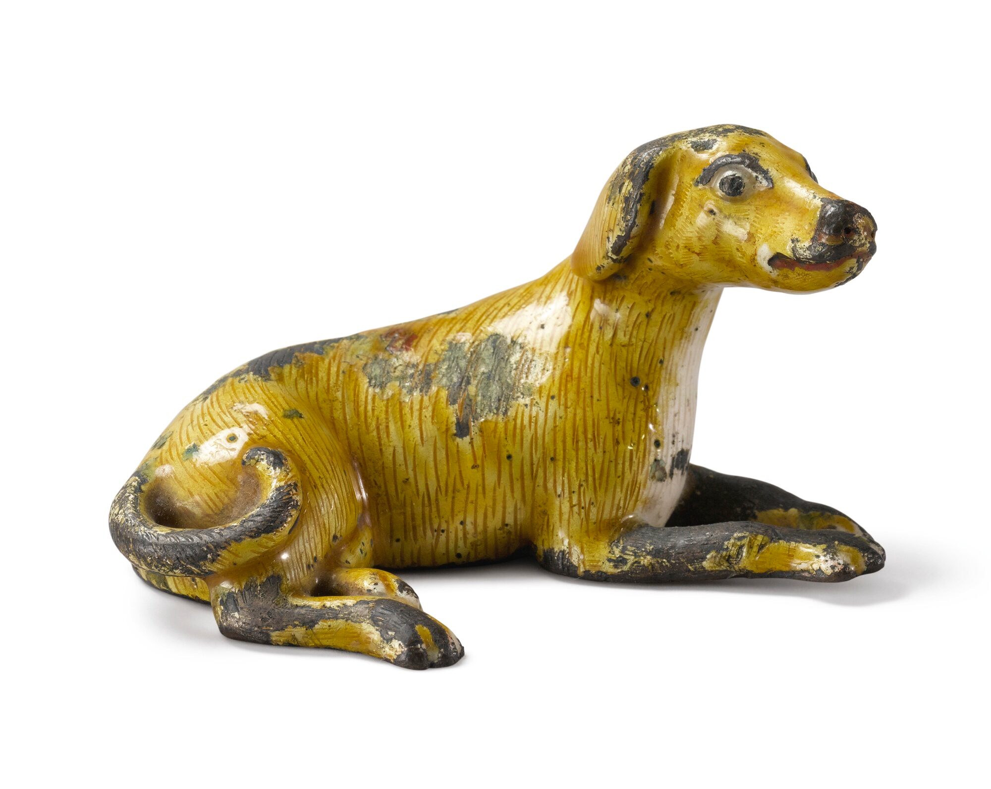 清十八世紀 銅彩漆臥犬形紙鎮
