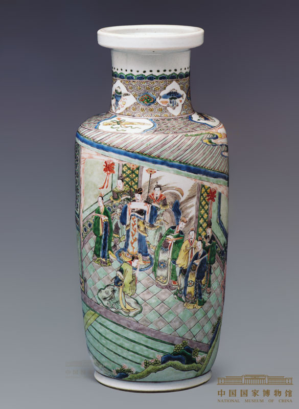 中国国家博物馆 洒蓝釉地描金缠枝莲纹棒槌瓶