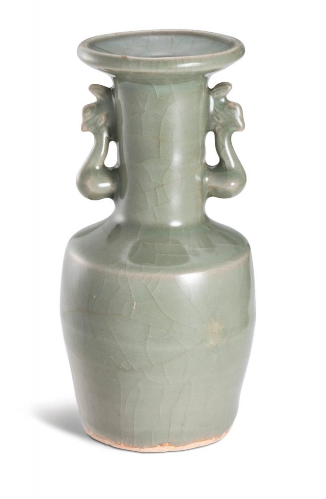 中国艺术品 拍卖信息 Lot 284 明十四/十五世纪 龙泉青釉双凤耳盘口瓶