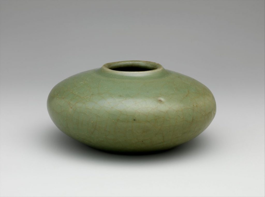 纽约大都会博物馆 宋 龙泉窑 水盂 Jar, Pottery (Longquan ware), China