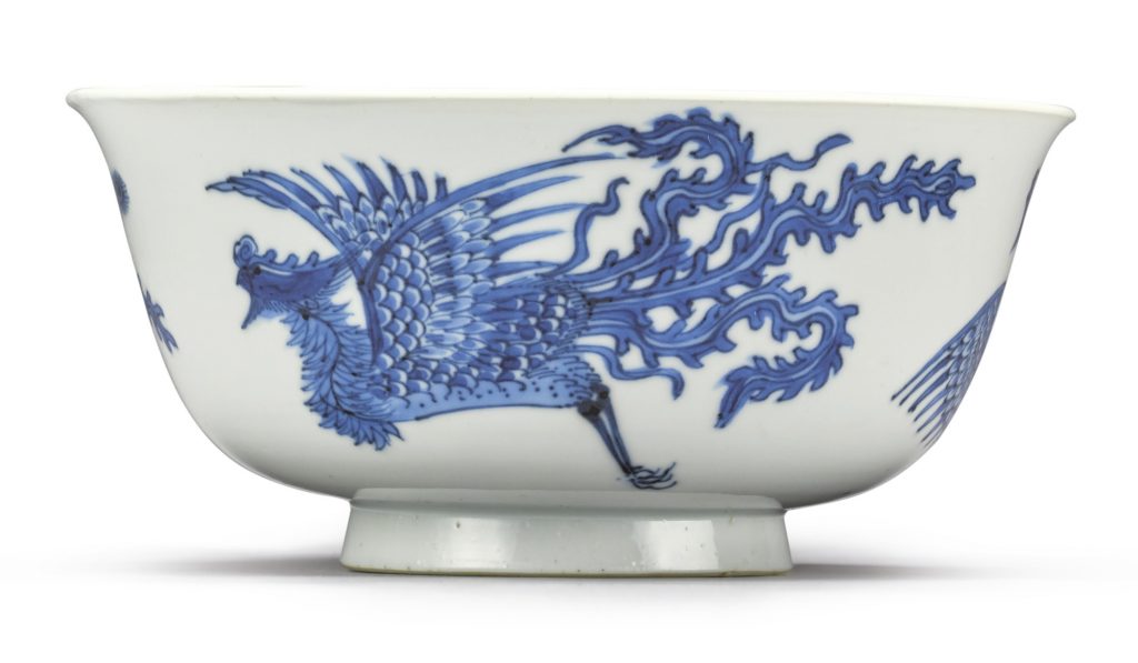 A BLUE AND WHITE ANHUA-DECORATED 'DRAGON AND PHOENIX' BOWL