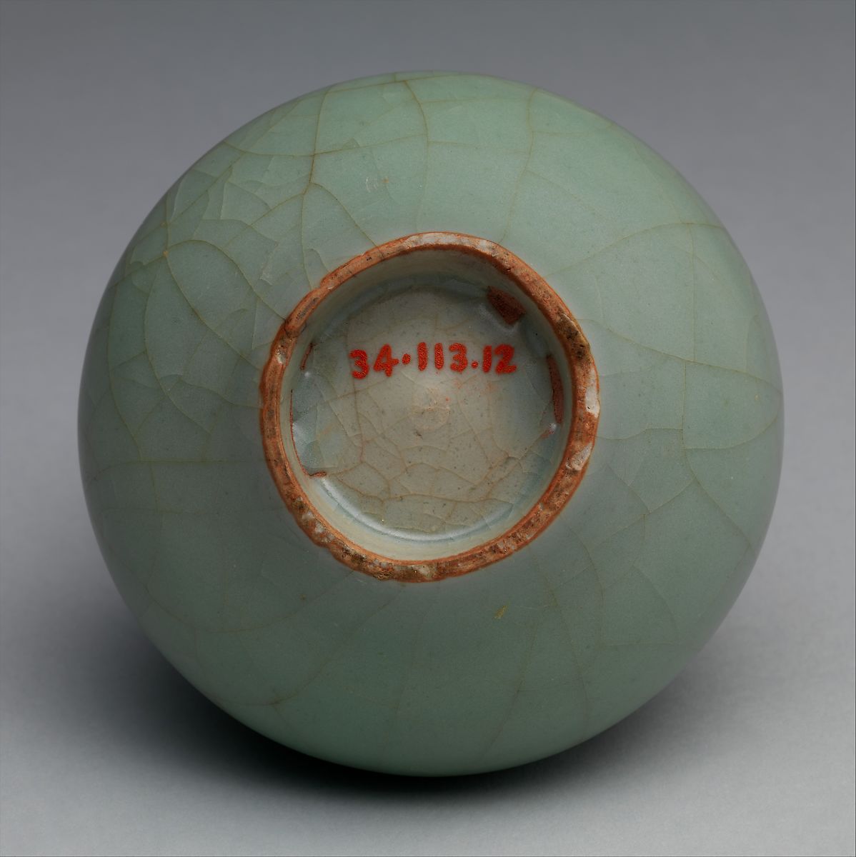 紐約大都會博物館 南宋 龍泉窯青瓷罐 Jar, Stoneware with celadon glaze (Longquan ware),　China