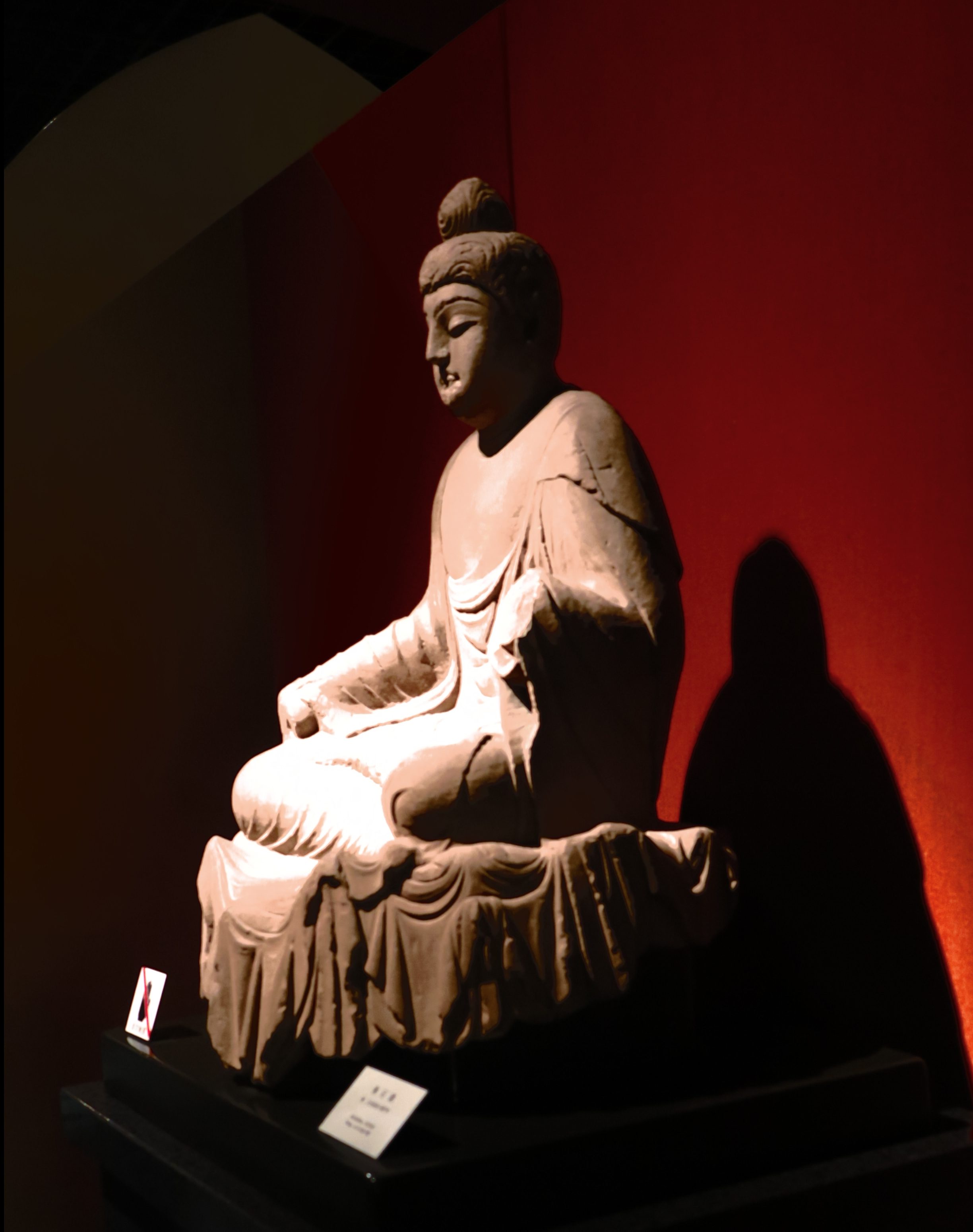 佛石像（唐公元618）