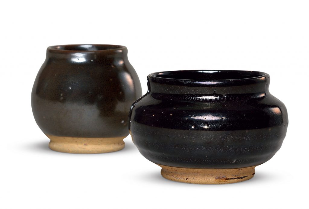 重要中国陶瓷及工艺品专场 拍卖信息 Lot 0202 明 黑釉油滴小罐一组 （二件）