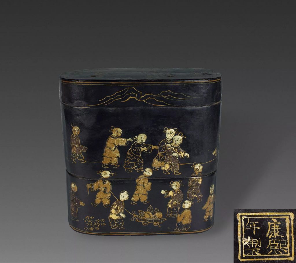 1454 清康熙 黑漆描金婴戏图盖盒