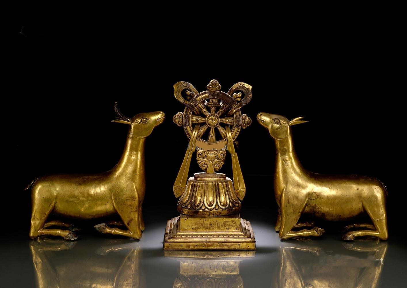0129 清18/19世纪，西藏风格 精美铜鎏金瑞鹿 法轮 一对