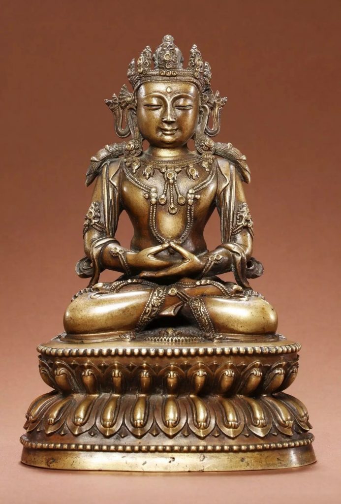 LOT6036 15 世紀 無量壽佛 西藏仿永宣宮廷風格 合金銅