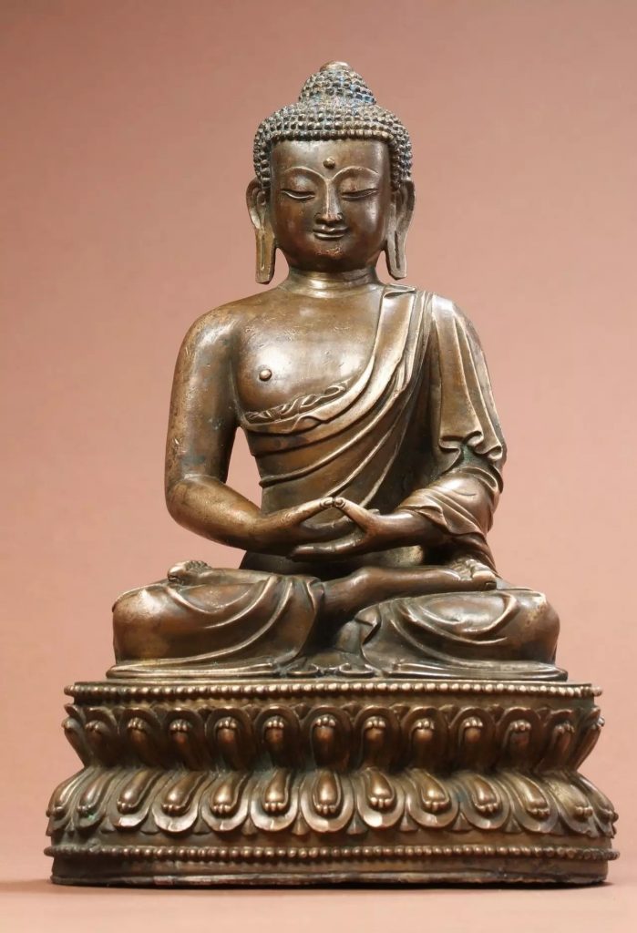LOT6039 17 世紀 阿彌陀佛 中原仿永宣宮廷風格 合金銅