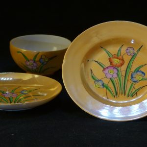黄釉 水仙花卉纹茶杯茶盘
