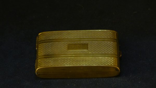 铜烟盒