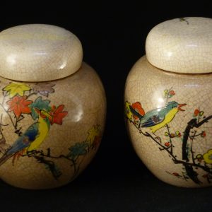 清 梅花枫叶绶带鸟 姜罐