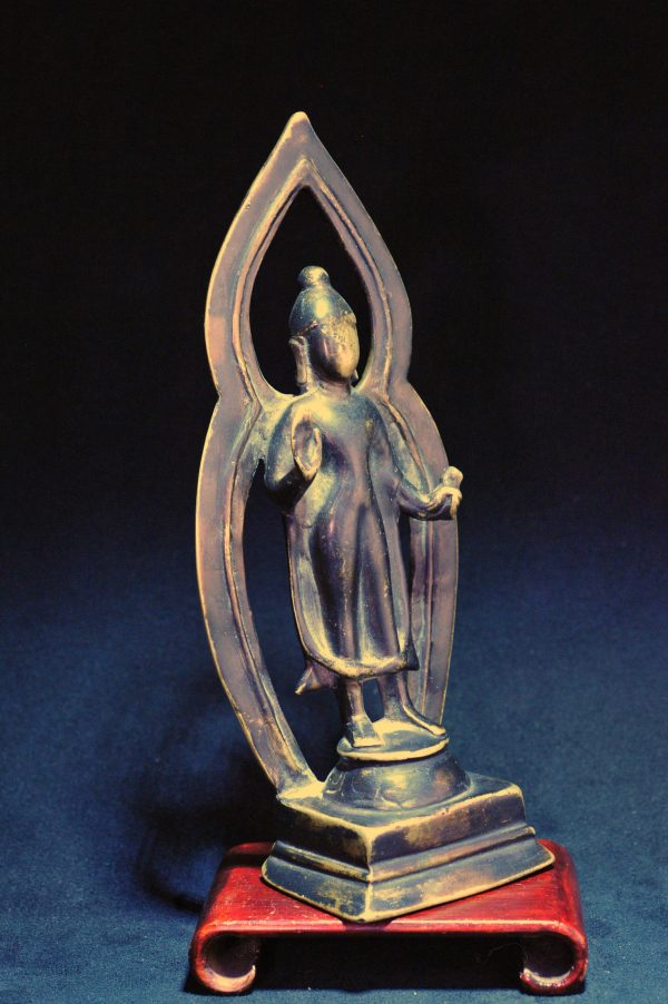 10世纪克什米尔佛造像 莲花手释迦牟尼佛立像立佛