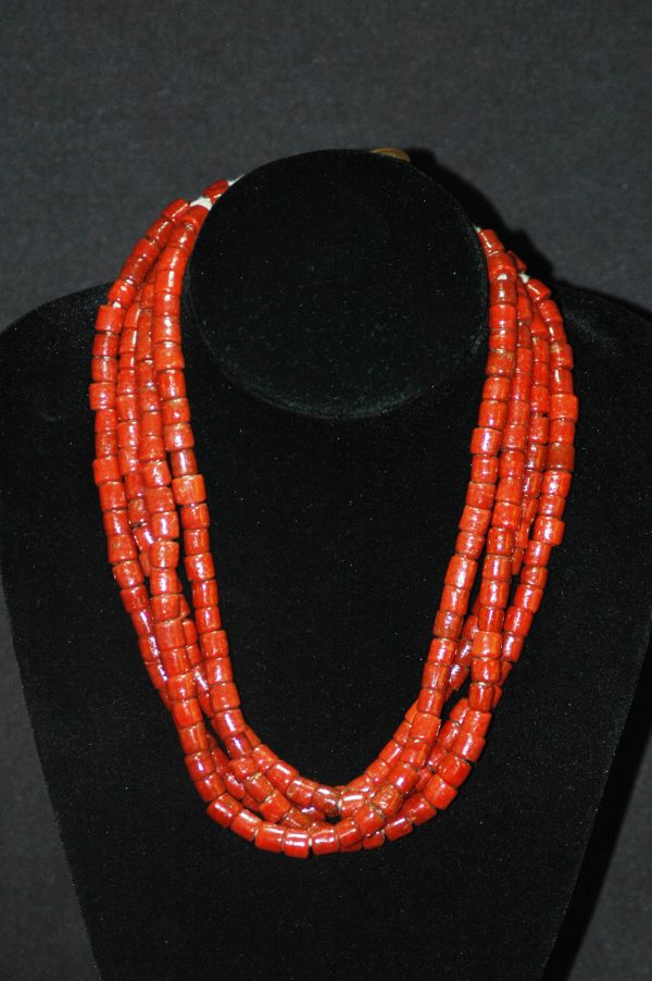 红珊瑚桶珠项链