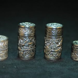 银 錾花鸟纹小筒罐
