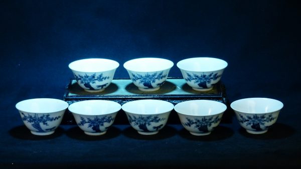 日本著名藏家 大明成化 松竹梅青花茶碗 （8只）