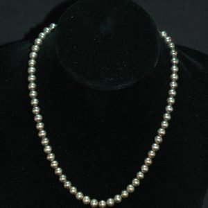 黑珍珠项链