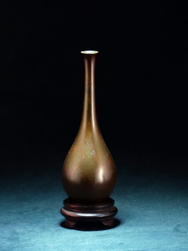 铜观音瓶
