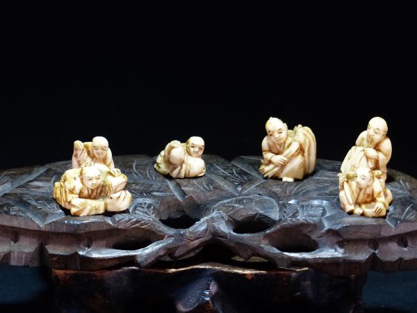 日本 雕象牙佛教人物 挂件