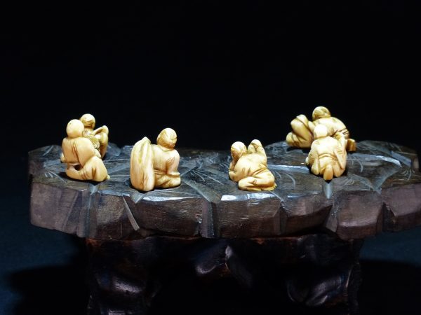 日本 雕象牙佛教人物 挂件