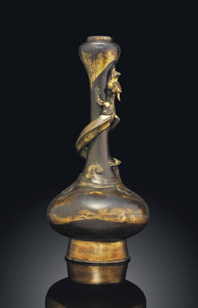 局部鎏金銅龍紋蒜頭瓶 晚明／清初 十七世紀