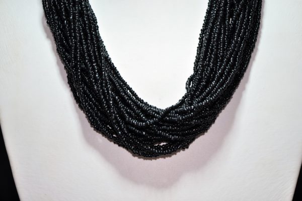 黑珊瑚串珠项链