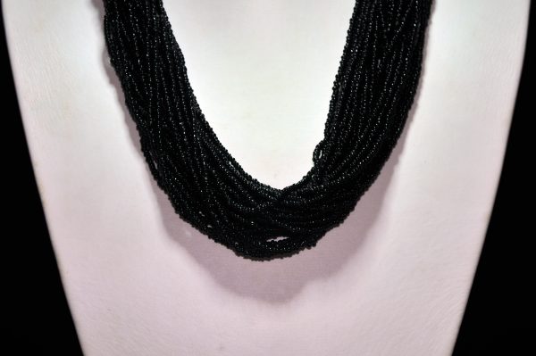 黑珊瑚串珠项链