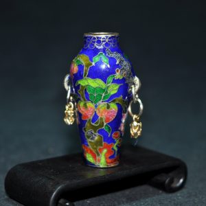 铜胎珐琅彩花卉纹花瓶 项坠