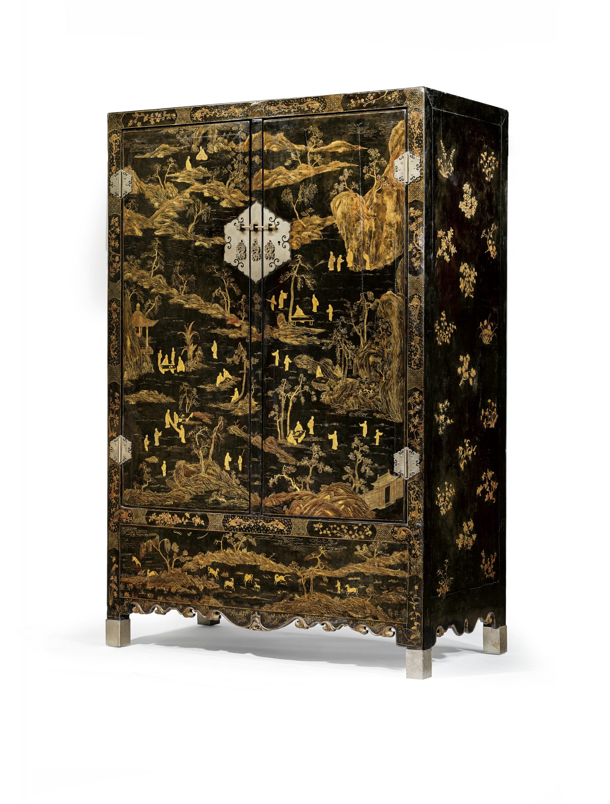 清十八世紀 黑漆描金風景人物紋大櫃