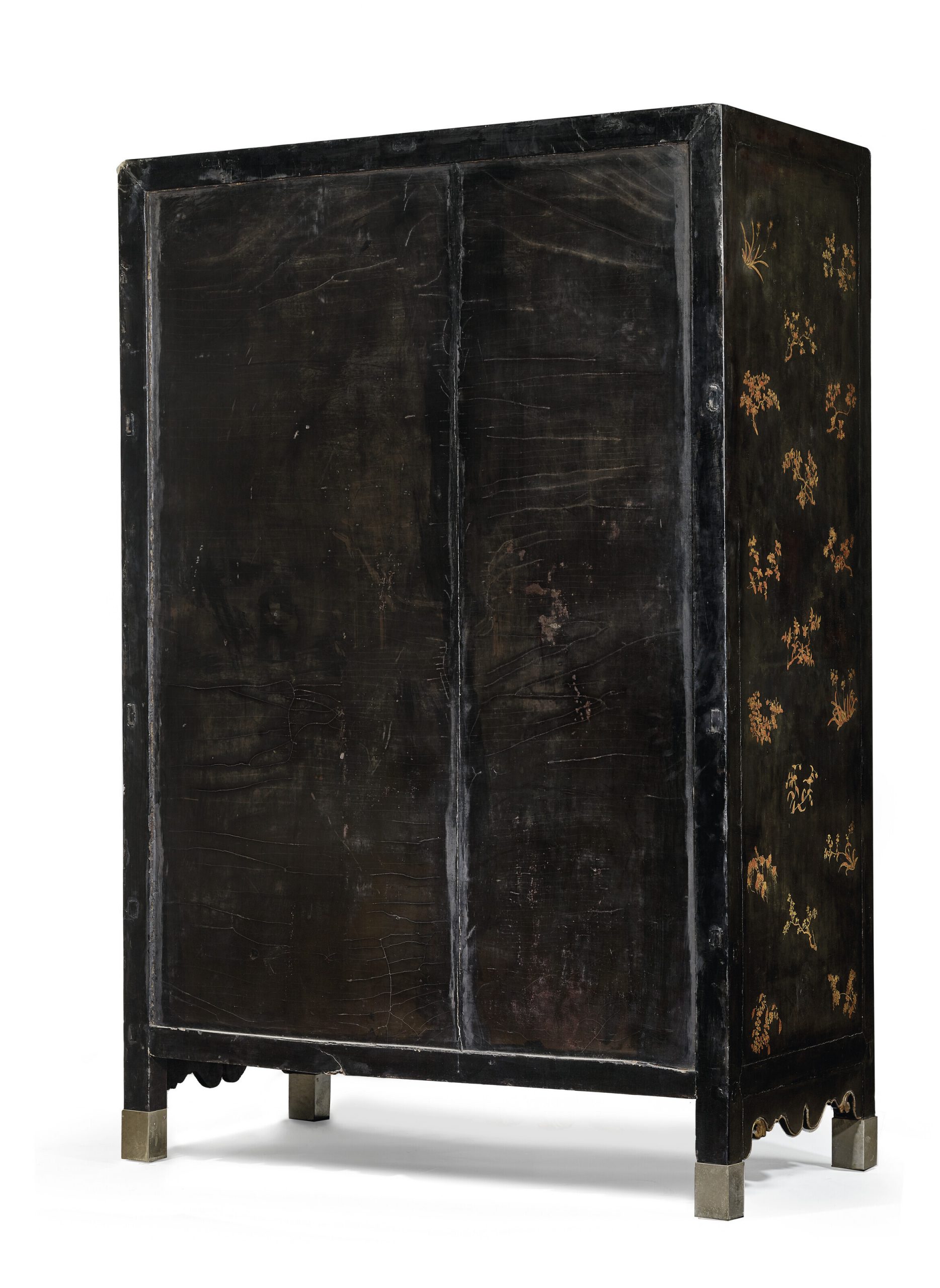 清十八世紀 黑漆描金風景人物紋大櫃
