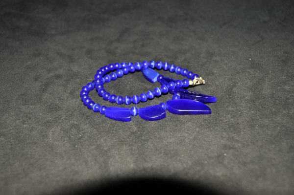 蓝琉璃项链