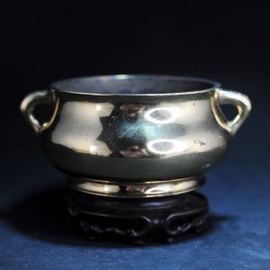 大明宣德年制款 铜鎏金 蚰龙耳 香炉