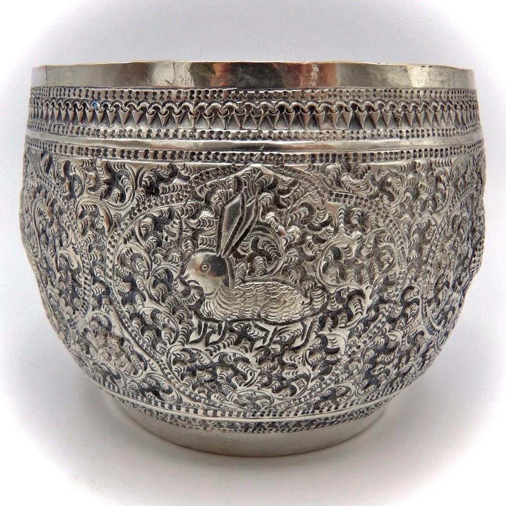 INTRICATE BURMESE STERLING SILVER REPOUSSÉ ZODIAC BOWL