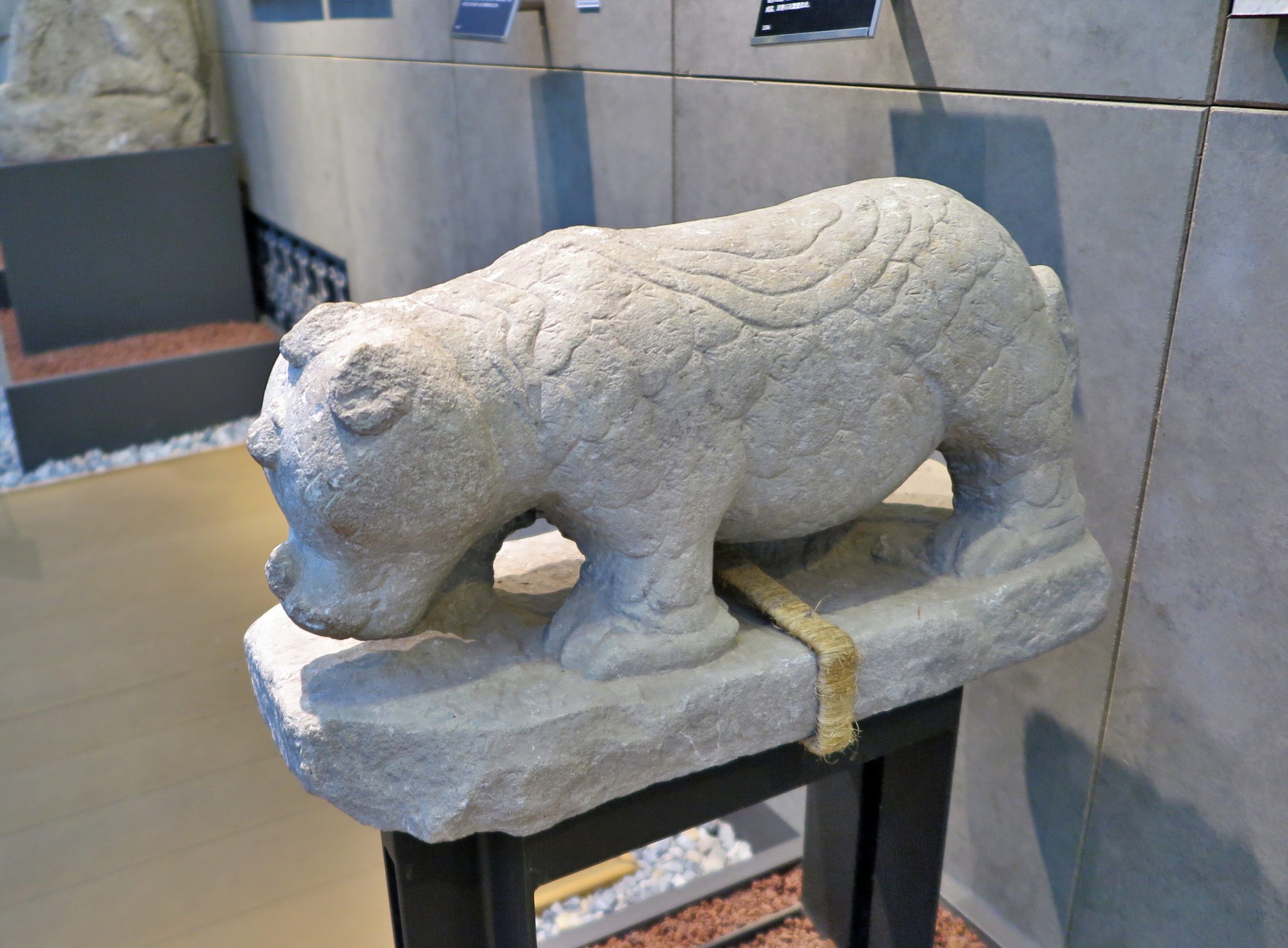 唐(618-907) 石犀牛