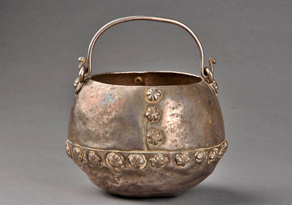 金银璀璨光耀盛唐：齐东方《唐代金银器研究》之考古发现和标准器型 