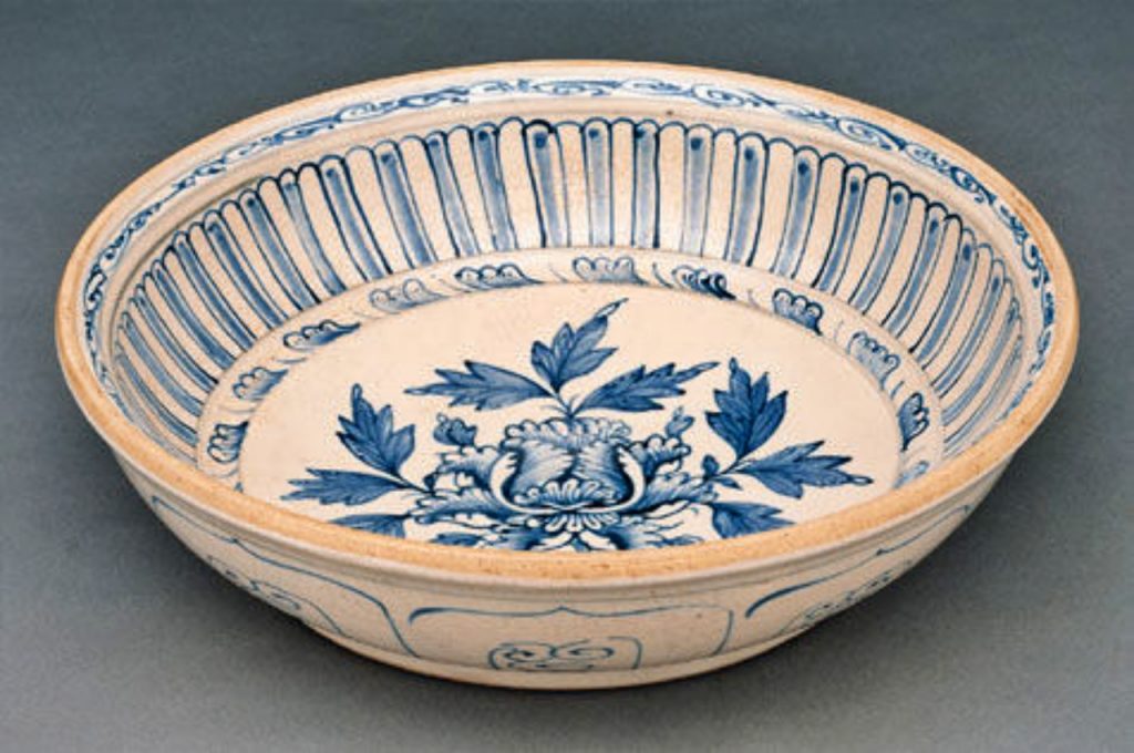 Bowl. Vietnam. 15th century. Stoneware painted with underglaze cobalt blue. H. 2 5/8 in. (6.7 cm); D. 9 5/8 in. (24.4 cm). Mr. and Mrs. John D. Rockefeller 3rd Collection of Asian Art. 1979.097