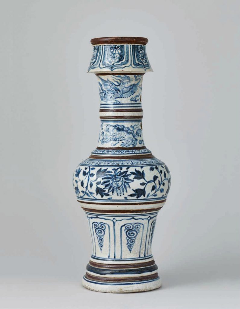 Blue and White Lamp Stand, Lê Dynasty 15th–16th c. A.D., Vietnam © Zetterquist Galleries Height: 40cm