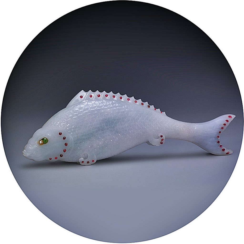 “翠根鱼一个” 1，典藏号 “菜四四六”，为故宫博物院现藏的一件翡翠鱼式盒 2〔图 1〕